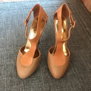 Vince Camuto Nude Platform Heels